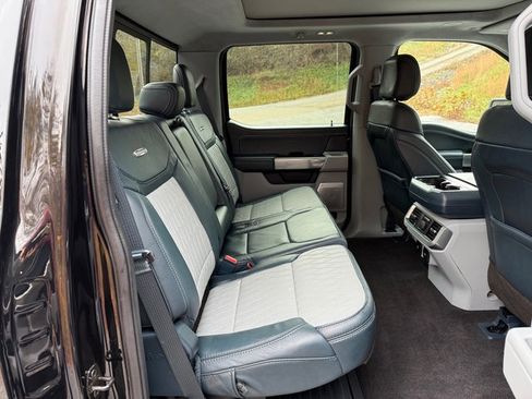 Used 2022 Ford F150 Limited image 23