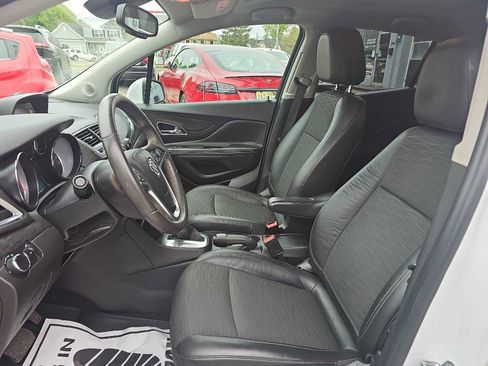 Used 2016 Buick Encore FWD image 10