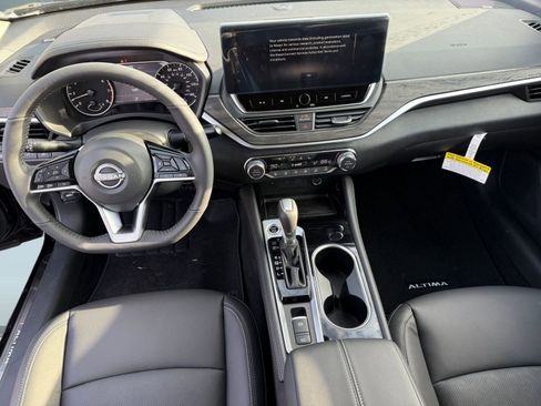 New 2025 Nissan Altima 2.5 SL image 24