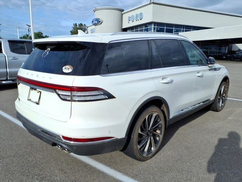 Used 2020 Lincoln Aviator Reserve w/ Equipment Group 202A AWD/4WD image 4