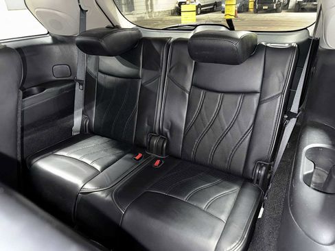 Used 2013 INFINITI JX35 AWD w/ Premium Pkg image 18