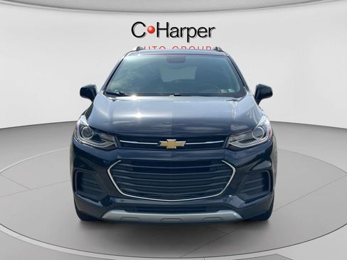 Certified 2022 Chevrolet Trax LT w/ LT Convenience Package AWD/4WD image 8
