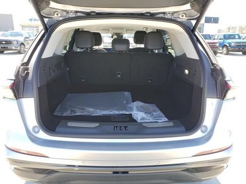 New 2026 Lincoln Nautilus Premier w/ Jet Appearance Package AWD/4WD image 8