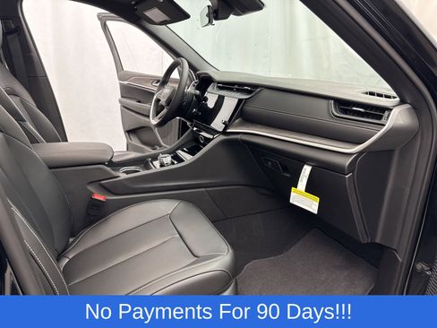 New 2026 Jeep Grand Cherokee L Limited w/ Limited Altitude Package AWD/4WD image 33