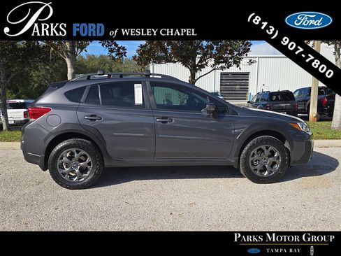 Used 2021 Subaru Crosstrek 2.5i Sport w/ Moonroof Package image 3