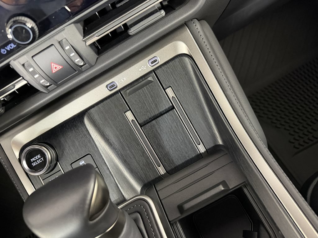 Used 2025 Lexus GX 550 AWD/4WD image 33