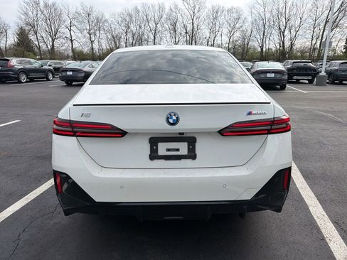 Used 2024 BMW i5 M60 w/ Premium Package image 4