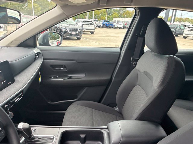 Used 2026 Nissan Kicks S FWD image 16