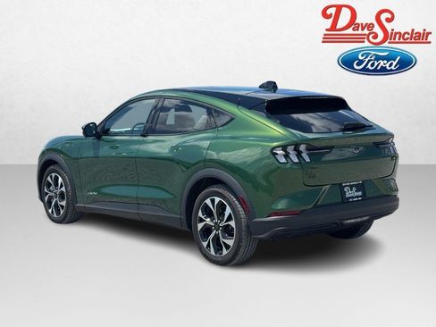 Used 2025 Ford Mustang Mach-E Select w/ Comfort Package Lite RWD image 9