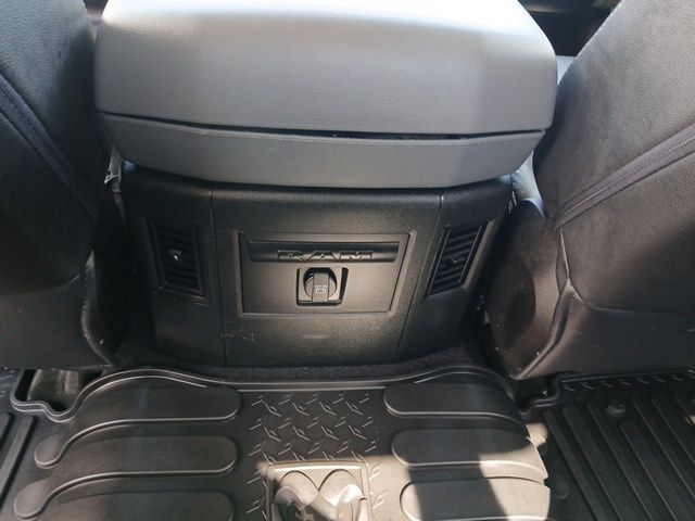Used 2019 RAM 1500 Big Horn AWD/4WD image 13