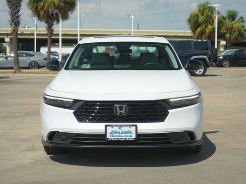 Certified 2026 Honda Accord SE image 6