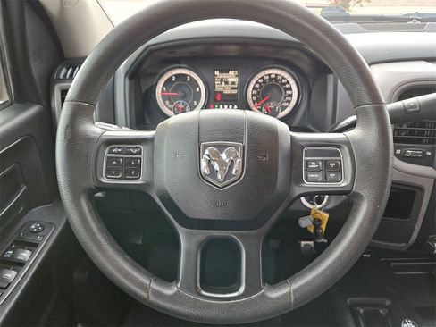 Used 2018 RAM 2500 Tradesman w/ Chrome Appearance Group image 14