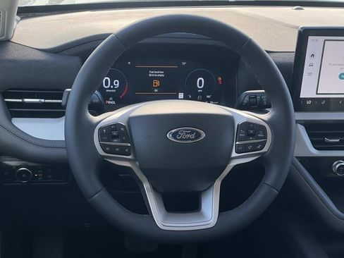 New 2026 Ford Explorer Active w/ Active Comfort Package image 7