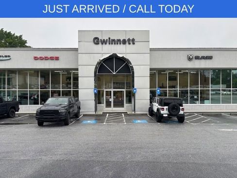 Used 2023 Dodge Charger SXT w/ Blacktop Package AWD/4WD image 2