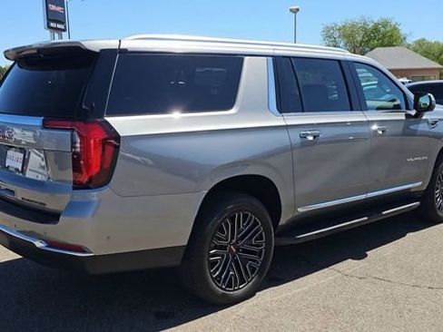 New 2026 GMC Yukon XL Elevation AWD/4WD image 8
