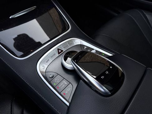 Used 2016 Mercedes-Benz S 550 Sedan image 30