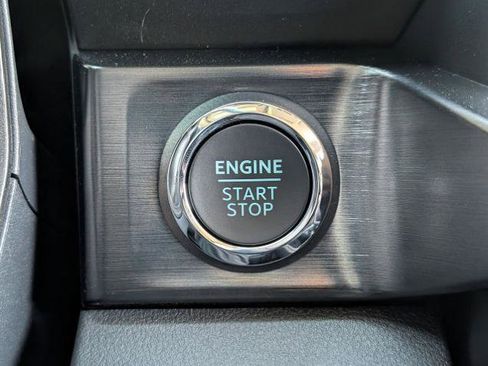 New 2026 Ford F250 Lariat w/ Chrome Package image 22