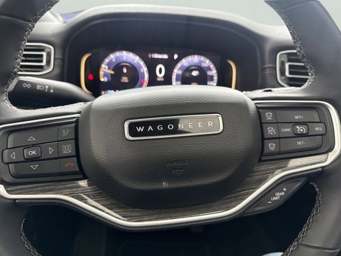 Used 2022 Jeep Wagoneer Series II w/ Premium Group I image 27