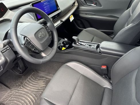 New 2026 Toyota Prius XLE FWD image 12