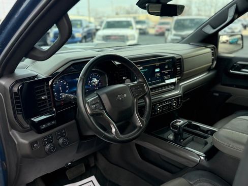 Used 2024 Chevrolet Silverado 1500 ZR2 w/ Technology Package image 16