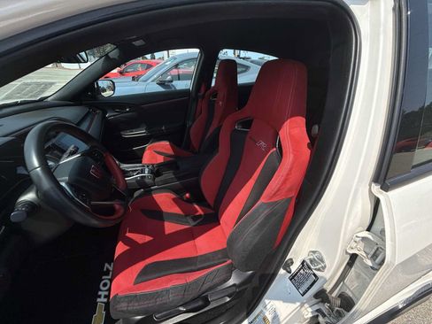 Used 2019 Honda Civic Type R image 18