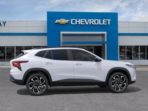 New 2026 Chevrolet Trax RS FWD image 5