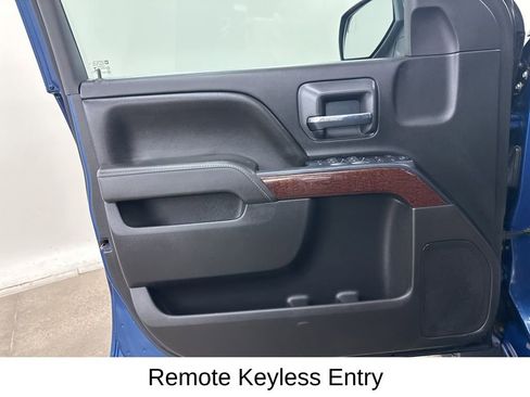 Used 2016 GMC Sierra 1500 SLE w/ SLE Value Package image 32