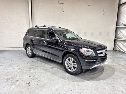 Used 2016 Mercedes-Benz GL 450 4MATIC image 4