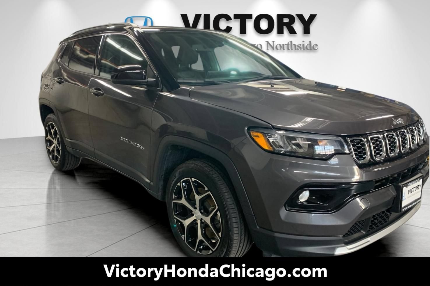 Used 2024 Jeep Compass Limited AWD/4WD image 1
