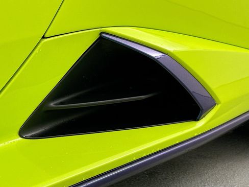 Used 2020 Lamborghini Huracan EVO AWD/4WD image 26