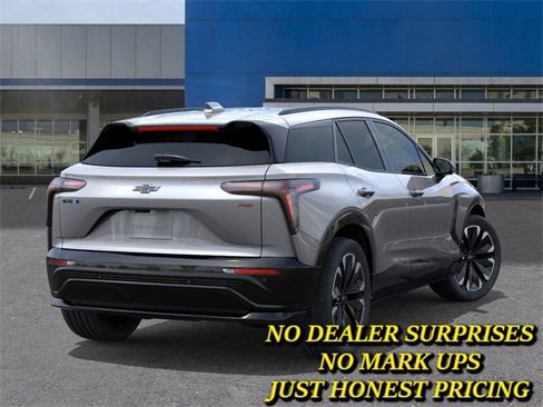 New 2025 Chevrolet Blazer EV RS image 4