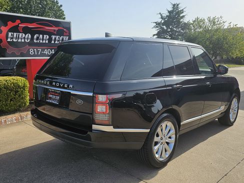 Used 2017 Land Rover Range Rover HSE image 8