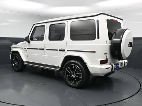 Used 2021 Mercedes-Benz G 550 image 3