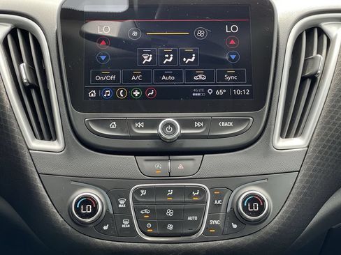 Used 2025 Chevrolet Malibu LT FWD image 34