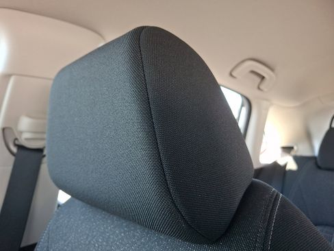 Used 2023 Honda HR-V LX image 13