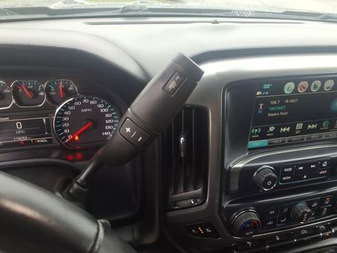 Used 2018 Chevrolet Silverado 1500 LT w/ All Star Edition image 10