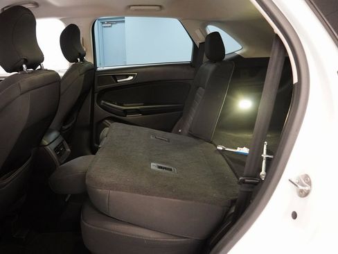 Used 2015 Ford Edge SE image 26