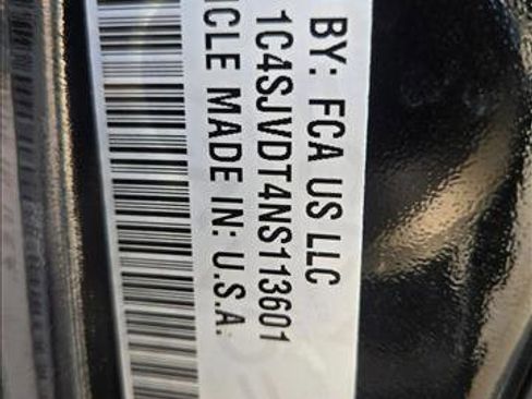 Used 2022 Jeep Wagoneer Series III w/ Premium Group I image 16