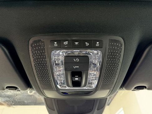 Used 2020 Mercedes-Benz GLE 350 4MATIC image 25