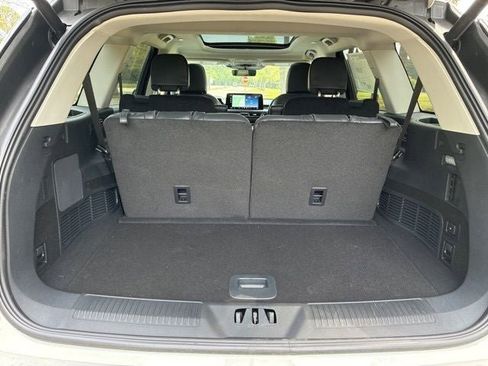 New 2026 Lincoln Aviator AWD image 17