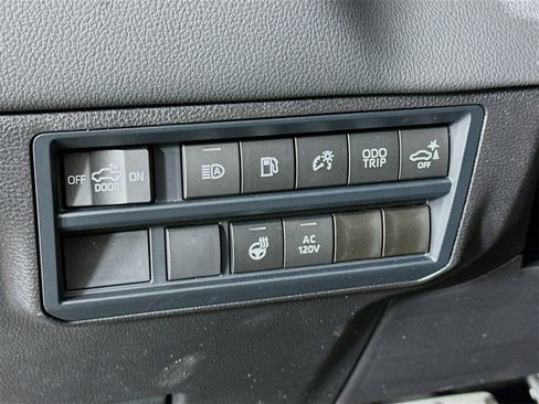 New 2026 Toyota Tundra Limited image 10