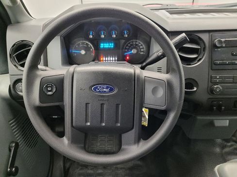 Used 2011 Ford F250 XL image 22