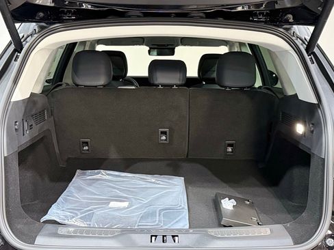 New 2026 Lincoln Nautilus Premier w/ Jet Appearance Package image 32