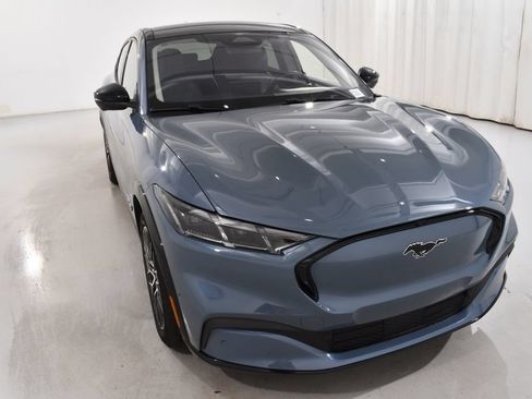 Used 2024 Ford Mustang Mach-E Premium AWD/4WD image 4