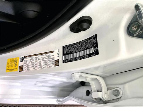 Used 2024 Toyota Corolla LE image 34