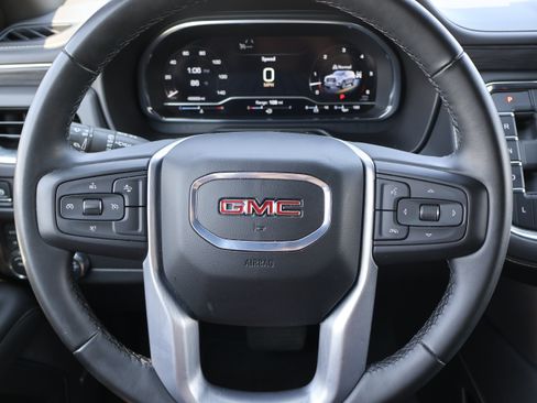 Used 2024 GMC Yukon SLT AWD/4WD image 21