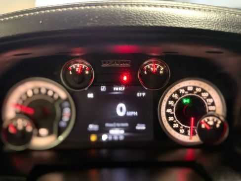 Used 2018 RAM 1500 Laramie w/ Convenience Group image 11