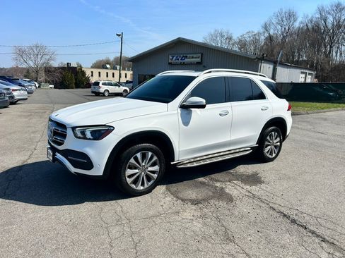 Used 2020 Mercedes-Benz GLE 350 4MATIC image 2