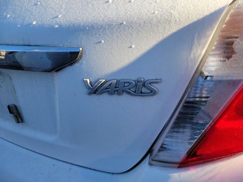 Used 2014 Toyota Yaris L image 23