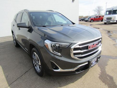 Used 2020 GMC Terrain SLT w/ Preferred Package image 10
